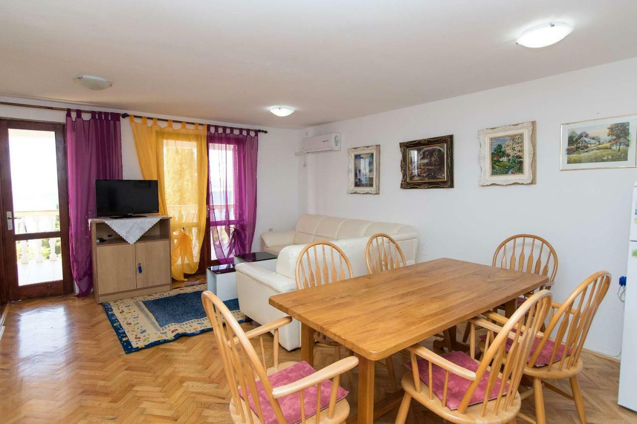Apartman Ivan Dramalj Esterno foto
